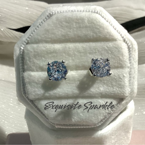 💖Silver Filled Brilliant Cut Heart Prong Diamond (Lab) Stud Earrings - Picture 10 of 17